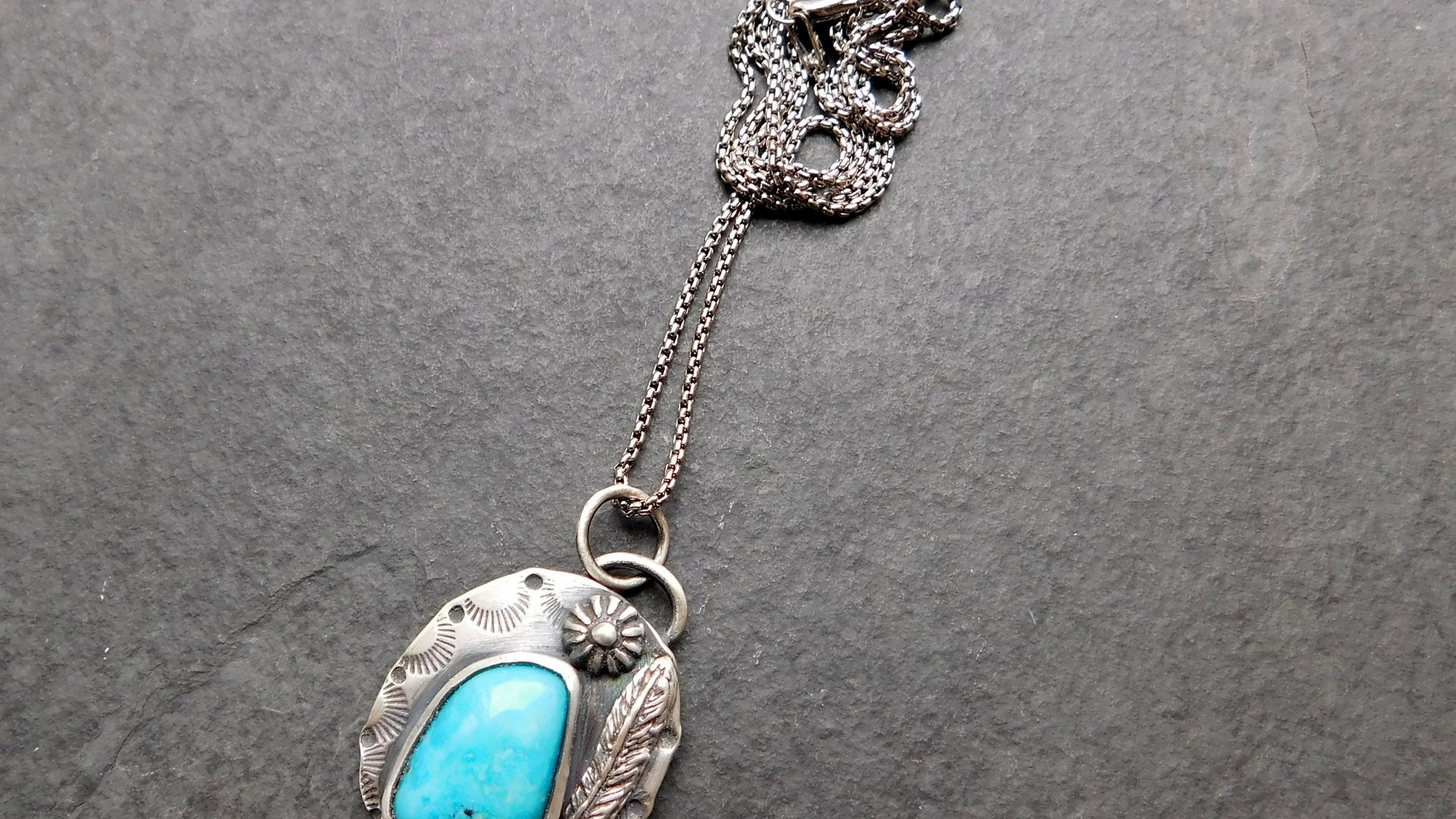 Kingman American Turquoise Southwest Style Sterling Silver Pendant Necklace