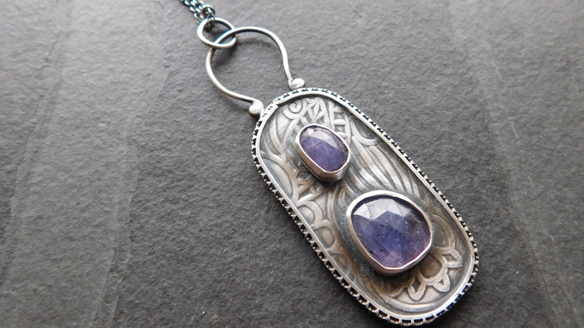 Tanzanite Multi Stone Patterned Sterling Silver Pendant Necklace