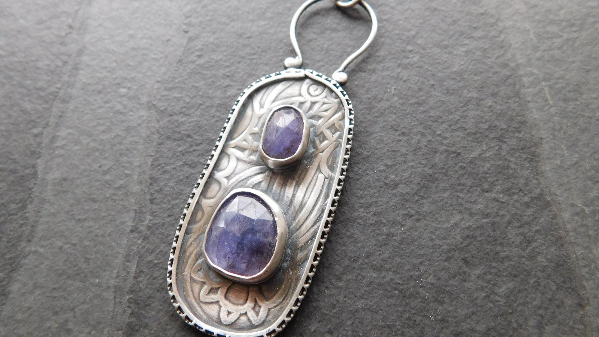 Tanzanite Multi Stone Patterned Sterling Silver Pendant Necklace