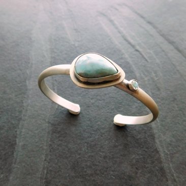 Larimar Teardrop Stone Light Blue Topaz Sterling Silver Cuff Bracelet, Ocean Blue Stone, Beach Jewelry
