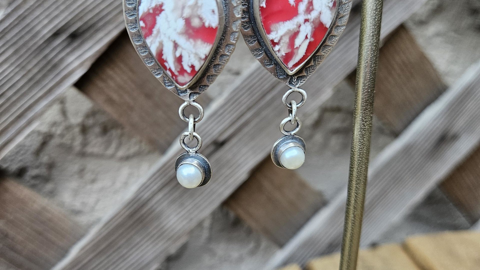 Red White Feather Plume Agate Doublet Freshwater Pearl Dangle Stamped Sterling Silver Earrings