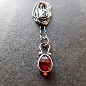 Rosecut Dark Burgundy Wine Garnet Sterling Silver 14K Gold Minimalist Pendant Necklace